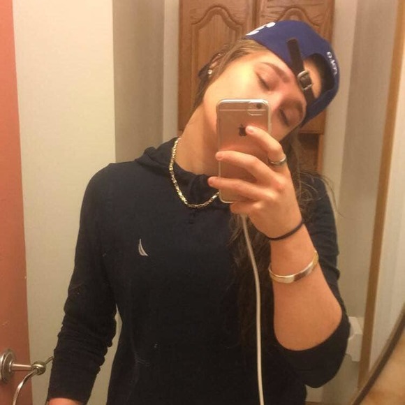 Meet your Posher, Rachael - Picture 1 of 1